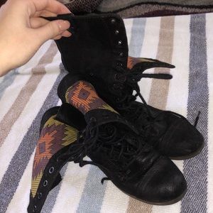 Size 8 boots for sale!